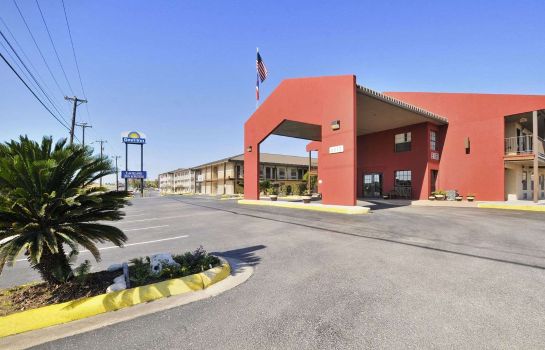 kelly inn lackland afb