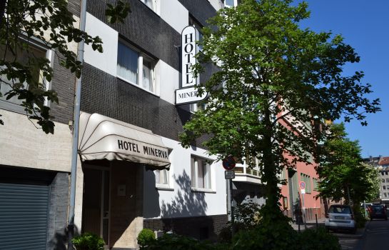 Hotels Near Art Museum